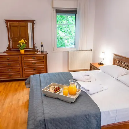 Xenia * Nea Iraklitsa